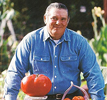 Giant Gardening tomato heaviest record photo
