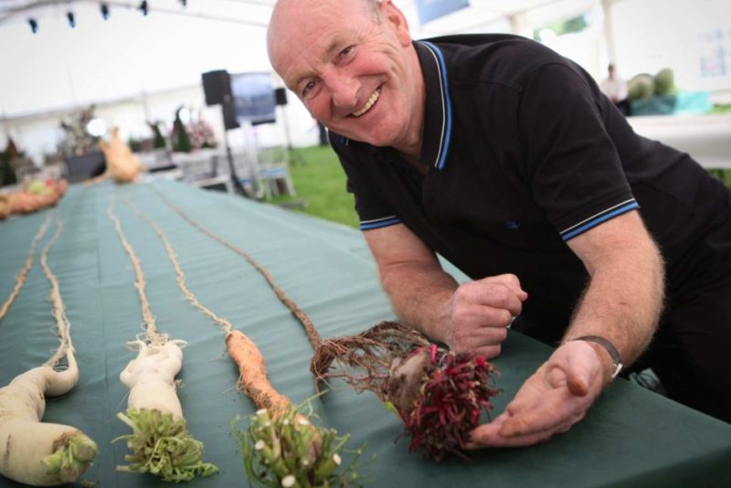 Giant Gardening - Joe Atherton Beet