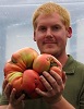Giant Gardening tomato heaviest record photo